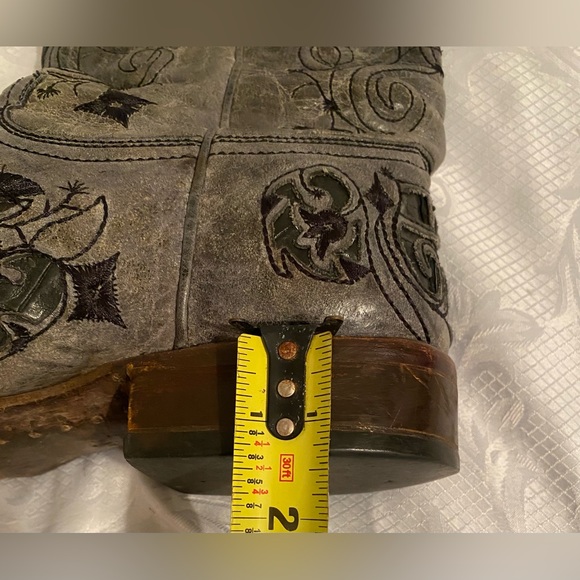 Men’s Corral Vintage leather embroidered square toe western boots. Size 11.5D - Picture 13 of 16
